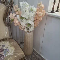 گل و گلدان