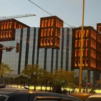 تجاری/۱۴متر/مخصوص طلا فروشی/سیتی سنتر