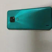 یک عدد گوشی موتورولا e7