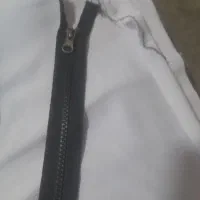 ۴۵۰ عدد زیب کاپشنی موجود میباشد