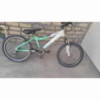 دوچرخه ۲ تا سالم یکی ۲۰ یکی ۲۶ هردو ۳ تومن