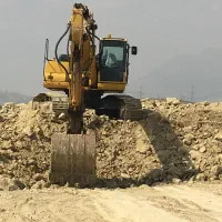 راننده بیل مکانیکی