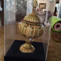 شکلات خوری و گلدان