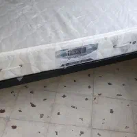 تخت 2طبقه و تشک طبی فنری رویال کفی فلزی فنس|تخت و سرویس خواب|تهران, خواجه نصیر طوسی|دیوار