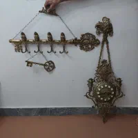 ساعت ،رخت آویز و جا کلیدی برنز