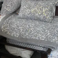 دشک و بالشت|رختخواب، بالش، پتو|شهرکرد, |دیوار