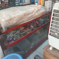میز پیشخوان فلزی