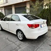 سراتو ۲۰۰۰ مدل۹۵ بی خط و خش