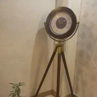 ساعت ایستاده