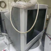 مانیتور سالم