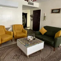 مبل نیم ست شیک و بسیار تمیزدرحد نو کم کار کردفوری