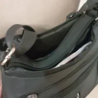 یک عدد کیف جا دار نو اصلا استفاده نشده فروخته میشه|کیف، کفش، کمربند|تربتحیدریه, فردوسی جنوبی|دیوار