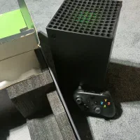 کنسول Xbox Series X تک دسته به همراه باتری و شارژر
