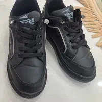 کتونی|کیف، کفش، کمربند|چهارباغ, |دیوار