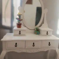 میز ارایش دخترونه