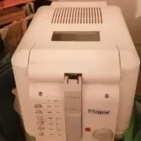 سرخ کن با روغن آلمانی و آب میوه گیری آمریکایی