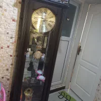 بوفه و ساعت