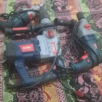 یک عدد هلتی مدل المکس ۷کیلیویی جاکش و مته