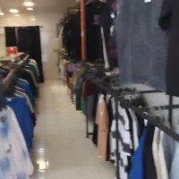 استخدام فروشنده خانم