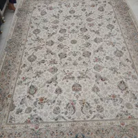 فرش ۹ متری طرح گل افشان