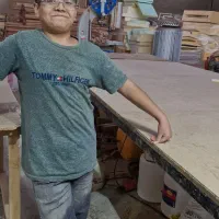 به یکنفر نیمه ماهر.یا ساده جهت کار در نجاری|استخدام صنعتی، فنی، مهندسی|شیراز, شهرک صنعتی شیراز|دیوار