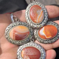 گردن بندهای عقیق