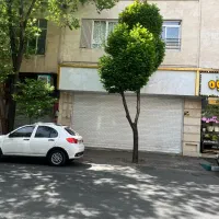 مغازه نوساز ۱۰۰متری