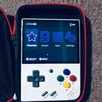 کنسول بازی میوه مینی