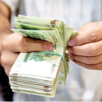 مقداری وجه نقد پیدا شده