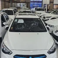 شاهین دنده دستی با سانروف مدل 404