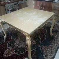 میز نهار خوری ۴نفره بزرگ .
