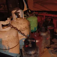 خدمات ونصب کولر اسپلیت ورفع اتصالی،شیرالات،ابگرمکن|خدمات پیشه و مهارت|کیش, |دیوار