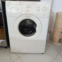 ماشین لباس شویی نو نو سالم برند ایتالیایی|ماشین لباسشویی و خشک‌کن لباس|مشهد, سرافرازان|دیوار