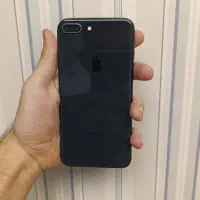 آیفون 8 پلاس بسیار نو