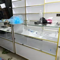 دکور مغازه و پیشخوان