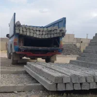 ۱۰۰عدد پایه فنس بتنی آماده موجود دارم