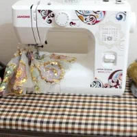 چرخ خیاطی ژانومه