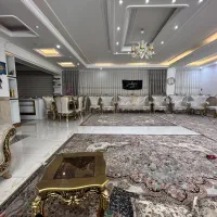 ویلایی با مغازه