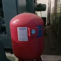 مخزن در حد نو|مصالح و تجهیزات ساختمان|برخوار, |دیوار