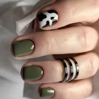 کاشت ناخن299مژه499پدیکورپا299پیرسینگ ۲۹۹