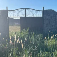 سلام وعرض ادب به اطلاع خریداران قطعه زمین حصارشده