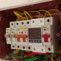 اورژانس برق مهرداد نصب آیفون نورپردازی نقدی و چکی