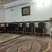 مبلمان ۹ نفره سلطنتی|مبلمان خانگی و میز عسلی|قم, سراجه (۱۵ خرداد)|دیوار