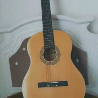 گیتار ملودی|گیتار، بیس، امپلیفایر|همدان, |دیوار