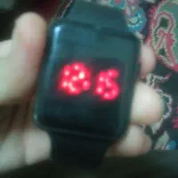 ساعت سیصدتومان
