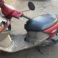 فروش موتور پاکشتی قرمز رنگ