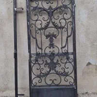 درب حیاطی ورودی