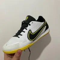 کفش فوتسال تنپو اورجینال سایز۴۱/۵