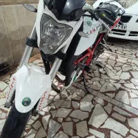 بنلی ۲۵۰ مدل ۹۵ ایتالیا