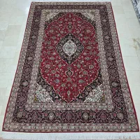 فرش دستباف کاشان و اردکان لاکی